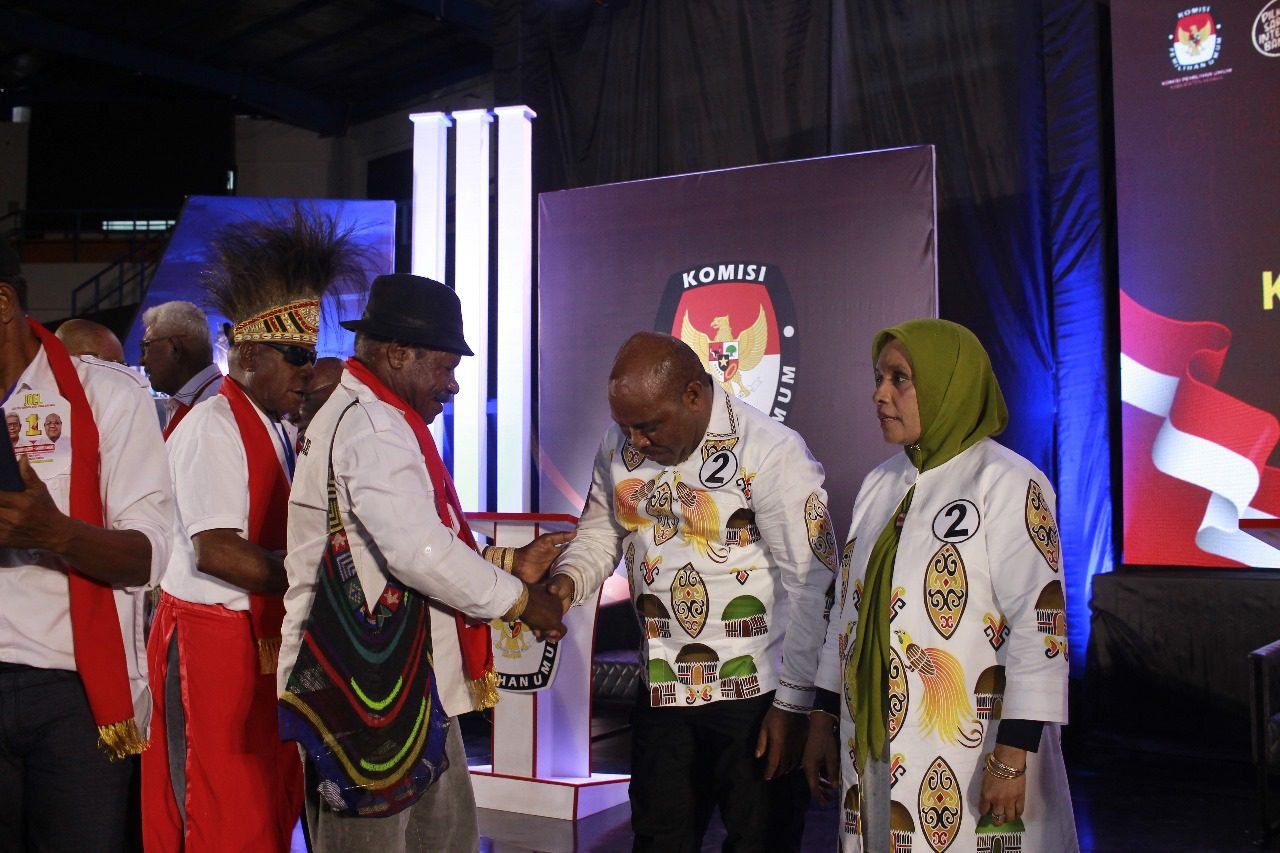 Visi Jelas Maximus Tipagau dan Peggi Patrisia Pattipi untuk Mimika